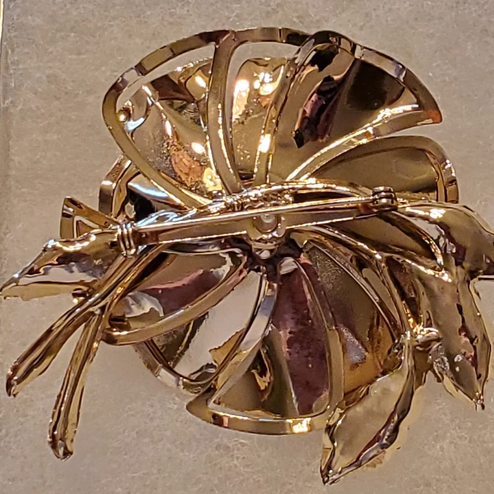 MCM Vintage Gold Tone & Black Matte Flower w/ Faux Pearl Accent Brooch